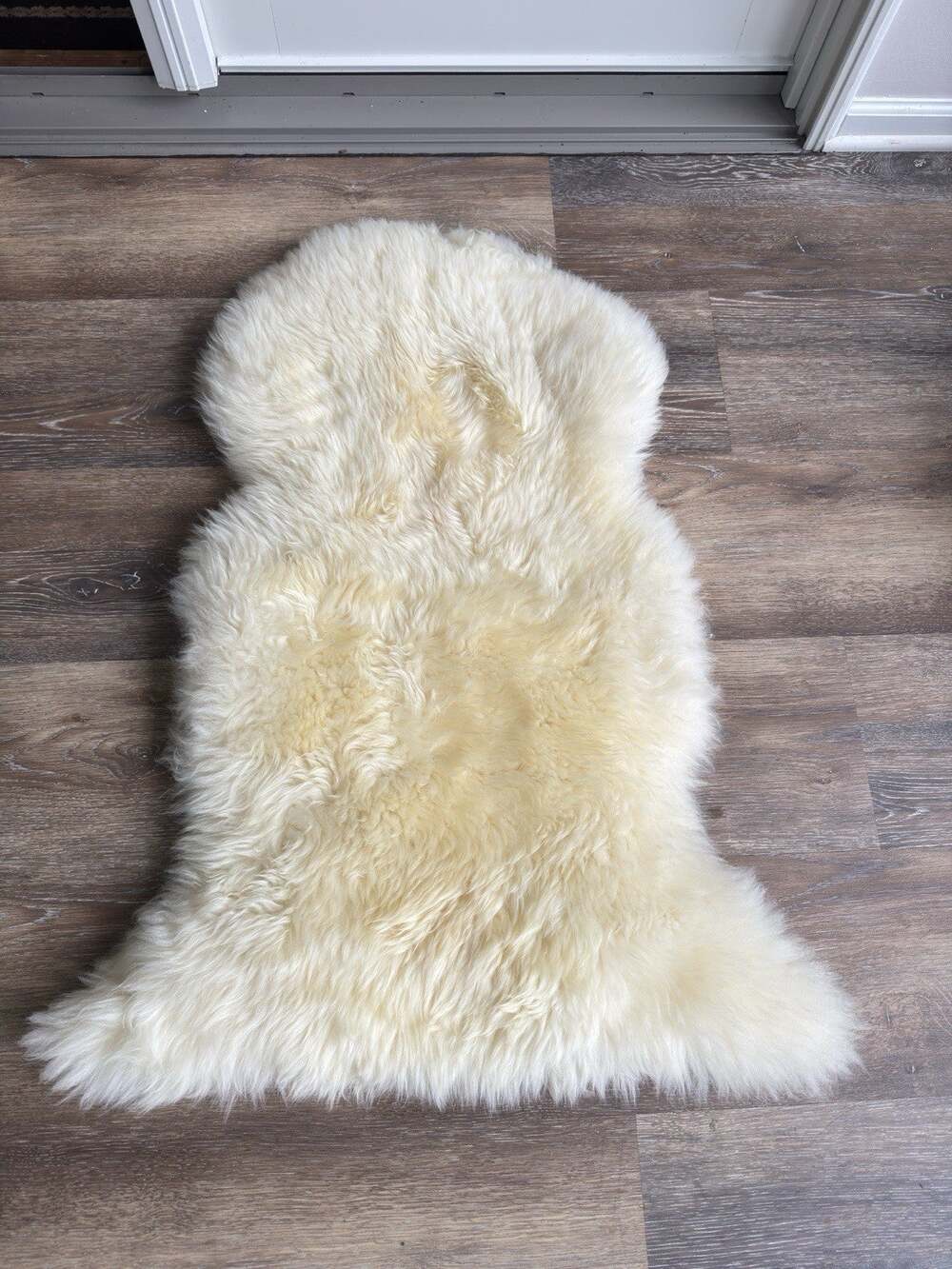 Samos Gold Label Genuine Australian Merino Lambskin Sheepskin Pelt Rug 40” x 28"